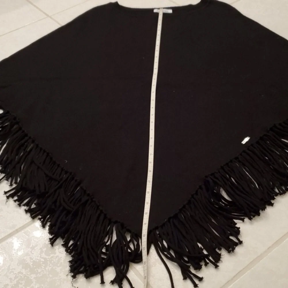 Calvin Klein Black Sweater Poncho Fringed with Sleeves, One Size Fits All - Picture 12 of 13